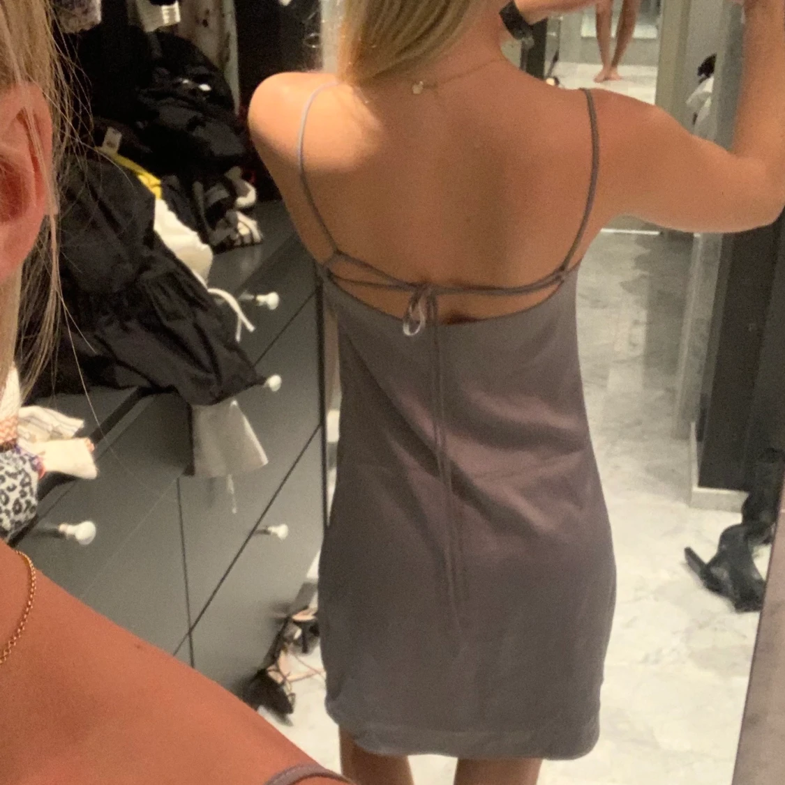 Satinklänning NAKD - 90