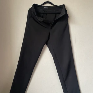 Kostymbyxor  - Kostymbyxor med väldigt bra kvalite.  Kan skickas