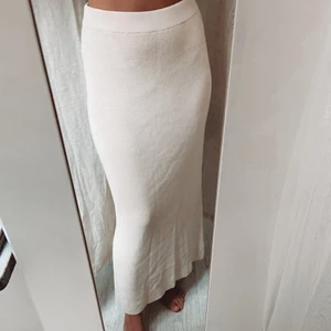 Stickad kjol från ZARA - Strlk S. Fint skick.