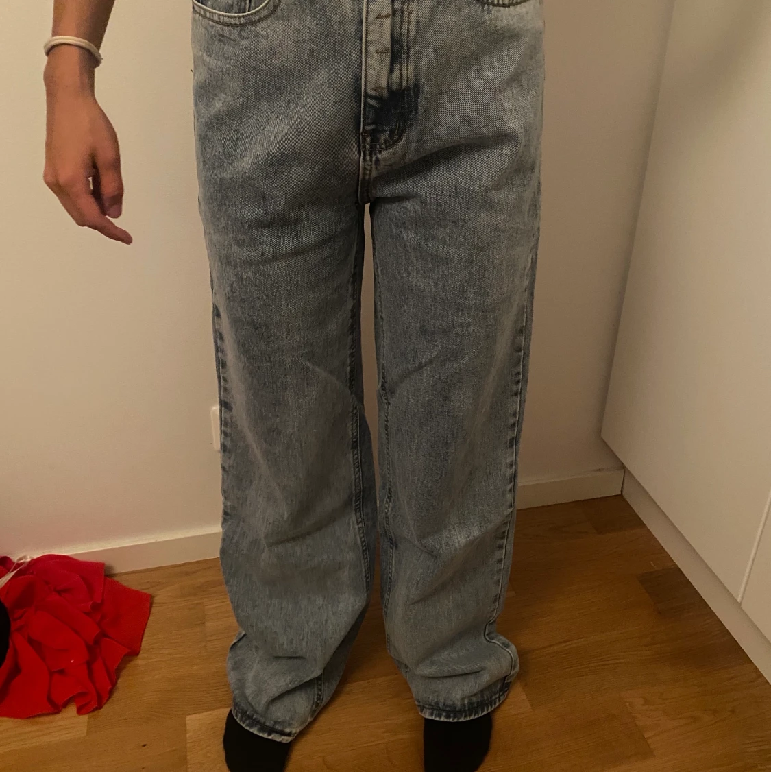 Ljusblåa baggy jeans - 90