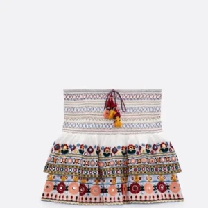 Volang kjol - SÖKER denna tröja volang tröja 