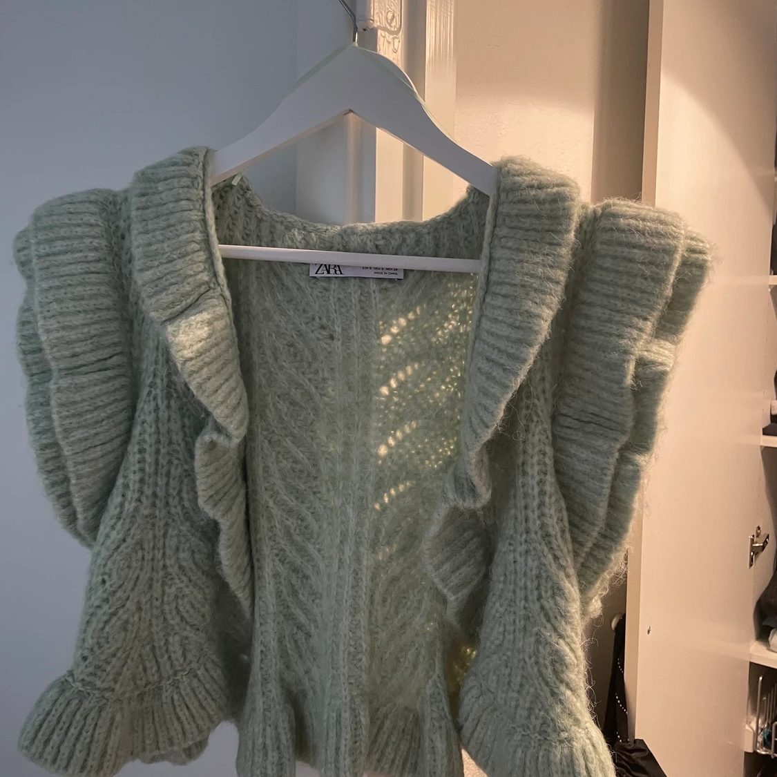 Grön stickad kofta från Zara