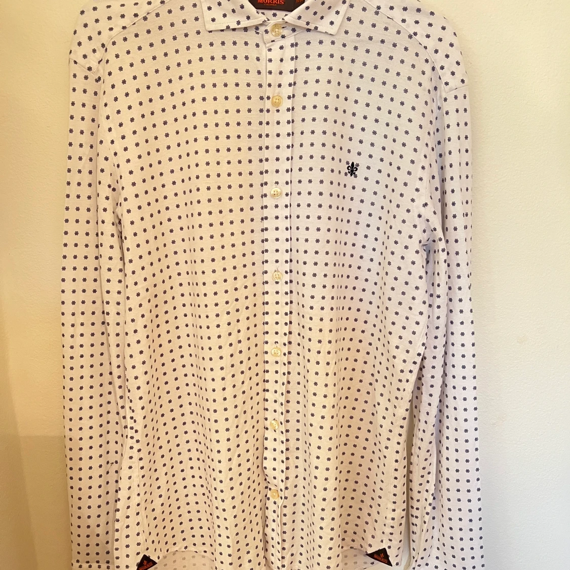 Morris skjorta storlek M 