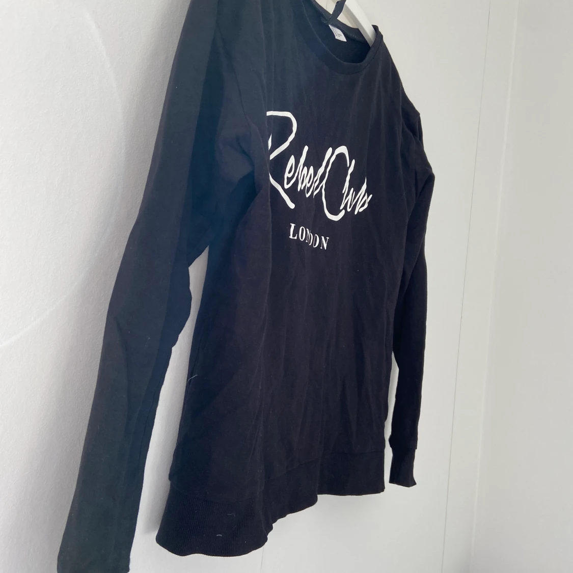 HM svart tröja strl s  - 90