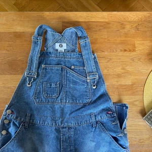 Hängsel shorts - Vintage Hängselbyxor som är shorts