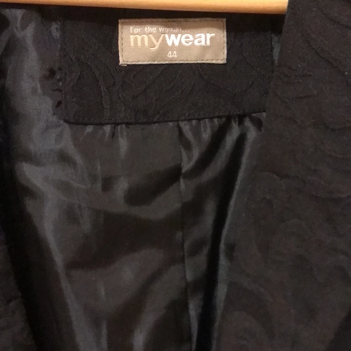 Svart kavaj storlek 44 - 90