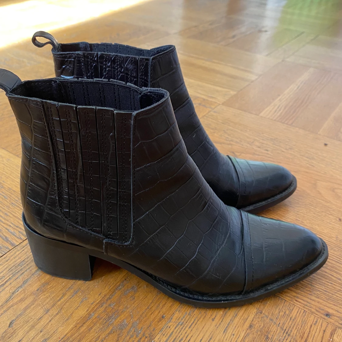 Bianco by Camilla Pihl Croco ankle boots