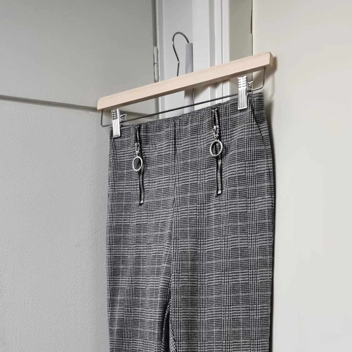 Grå mönstrad Lindex yllebyxor XS