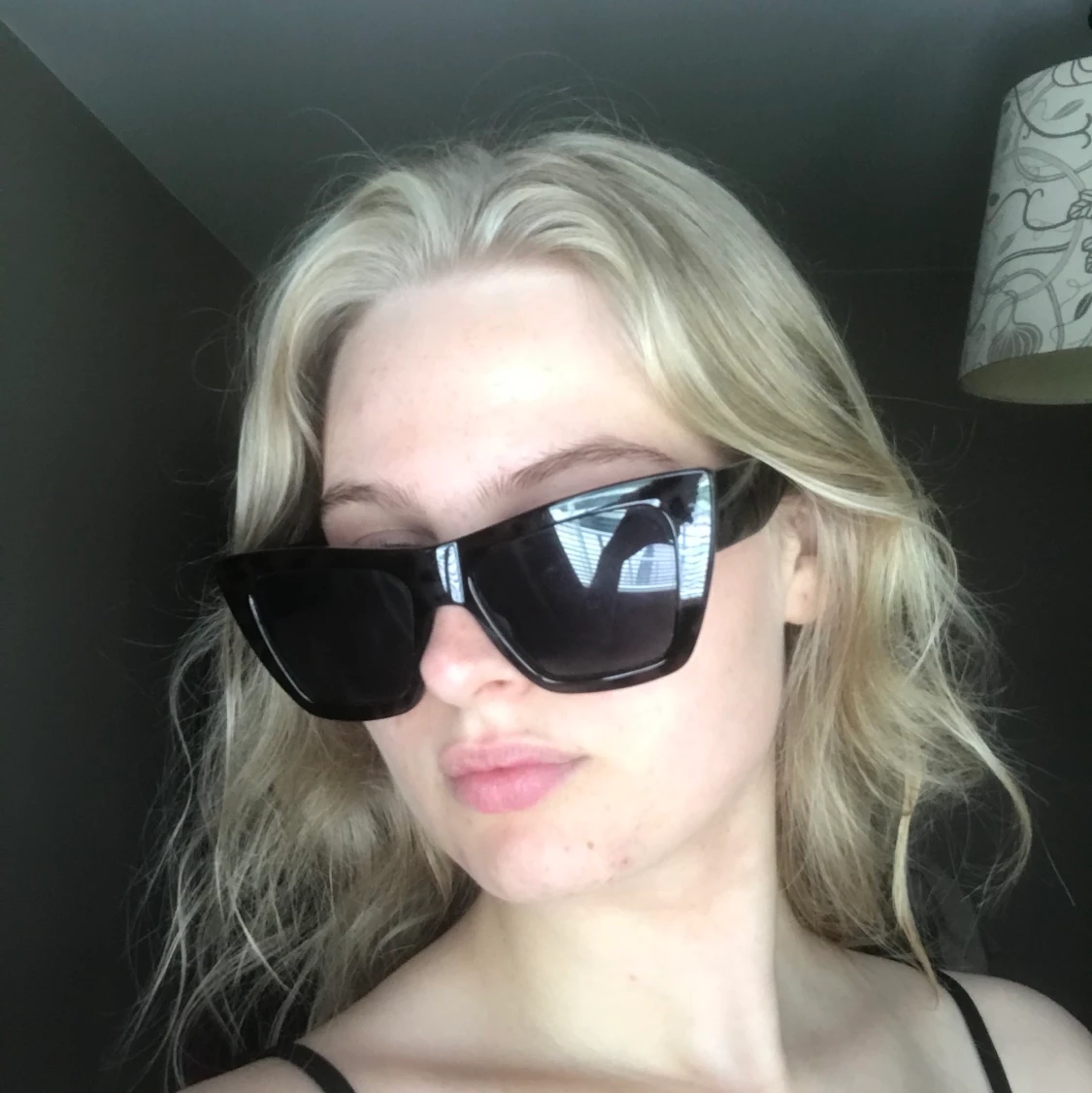 Solglasögon från weekday  - 90