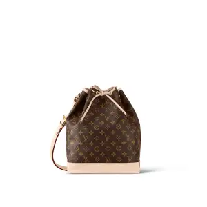Säljer min helt oanvända Louis Vuitton väska (äkta såklart). Väskan är i den största modellen de säljer och är fortfarande kvar i dustbag, box osv. Har även äkthetsbevis  (kvitto). Säljer då den inte är min stil och därmed aldrig blivit använd 