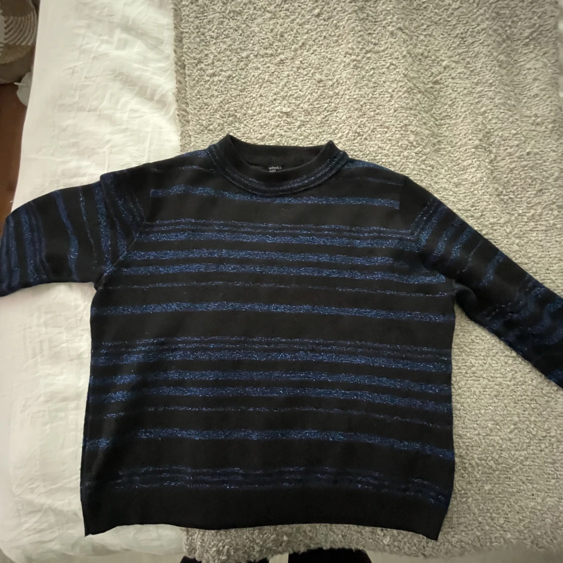 Stickad tröja  - 90