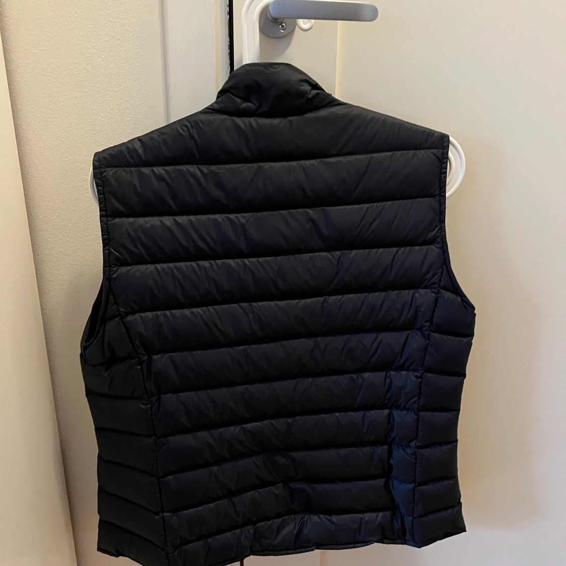 Moncler väst - 90