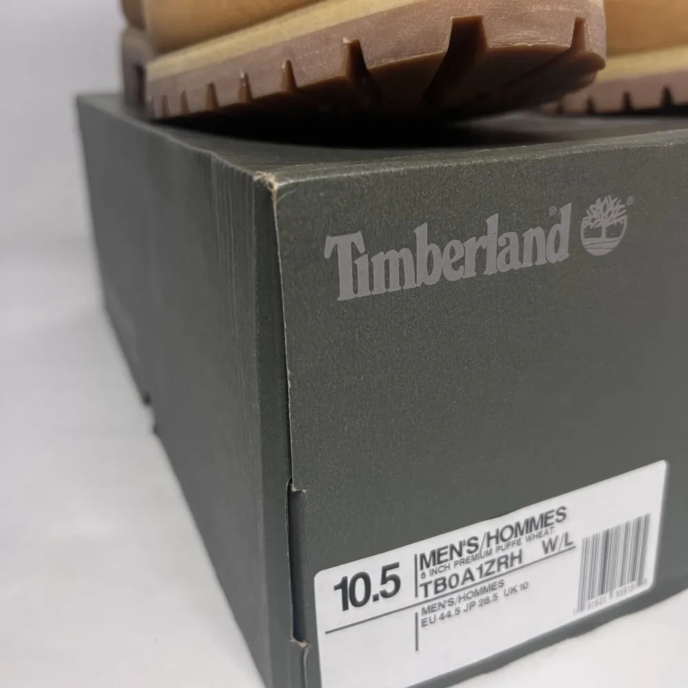 Timberland Men's 6 Inch Premium Puffer Wheat Boot.   EU 44.5 / US 10.5 / UK 10 Fits like: EU 46 / US 12 / UK 11. Skor.