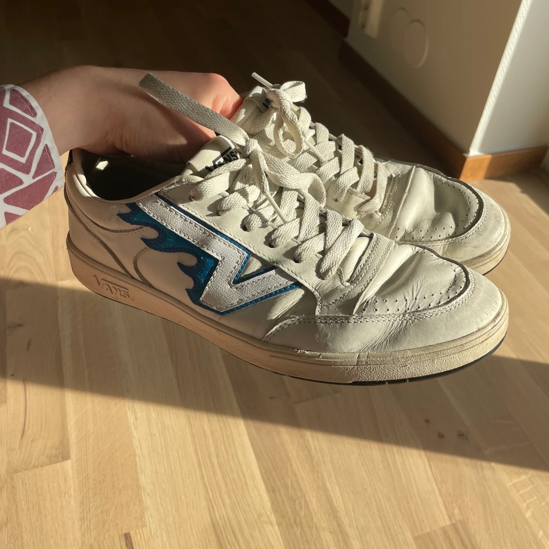 Vans shoes w blue fame 