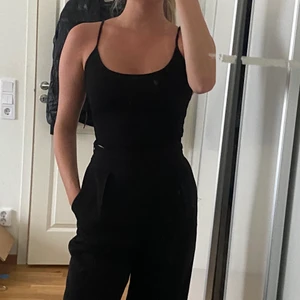 Svart body - Fint skick 