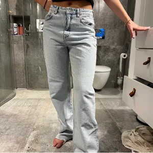 Zara Jeans - Slutsålda jeans från zara🔥 