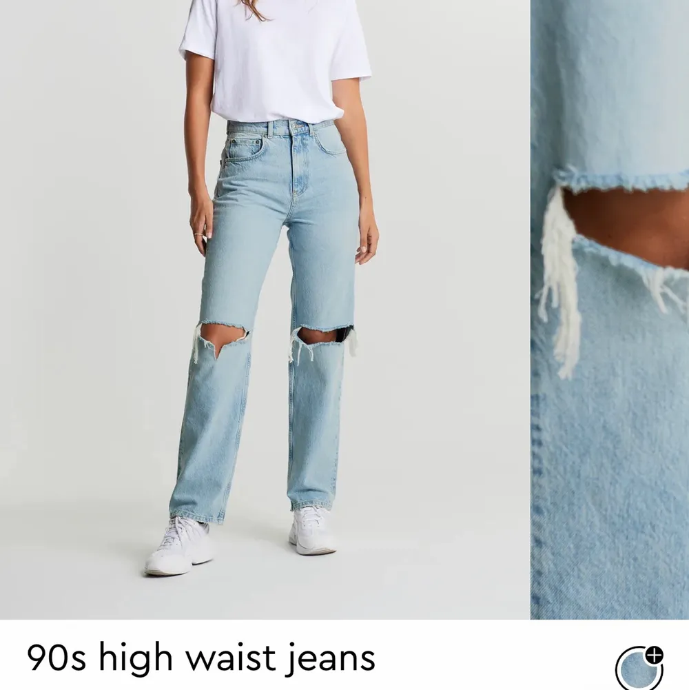 säljer dessa pga att jag inte får användning av de. de är bara använda fåtal gånger så har inga defekter😄 just nu helt slutsålda på både hemsidan och i fysiska butikerna. säljer de för 150kr plus frakt!! kolla även i min profil, säljer fler jeans . Jeans & Byxor.