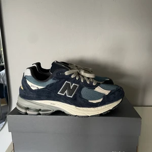 New balance 2002r protection pack - Wts   Hej, säljer ett par new balance 2002r aldrig använda   Size: us 7, eu 40 Cond: ds Pris: 2000+frakt   Vid frågor skicka bara ett Meddelande 