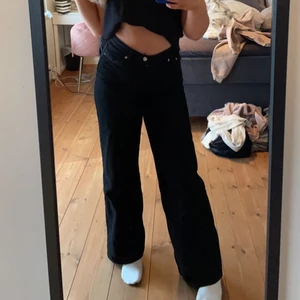 Junkyard jeans - Jättefina använt en del. Säljer för att dem inte passar längre💕