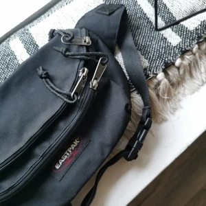 Eastpak - Midjeväska