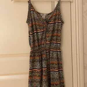 Jumpsuit - Bra kvalitet. Storlek S men passar XS