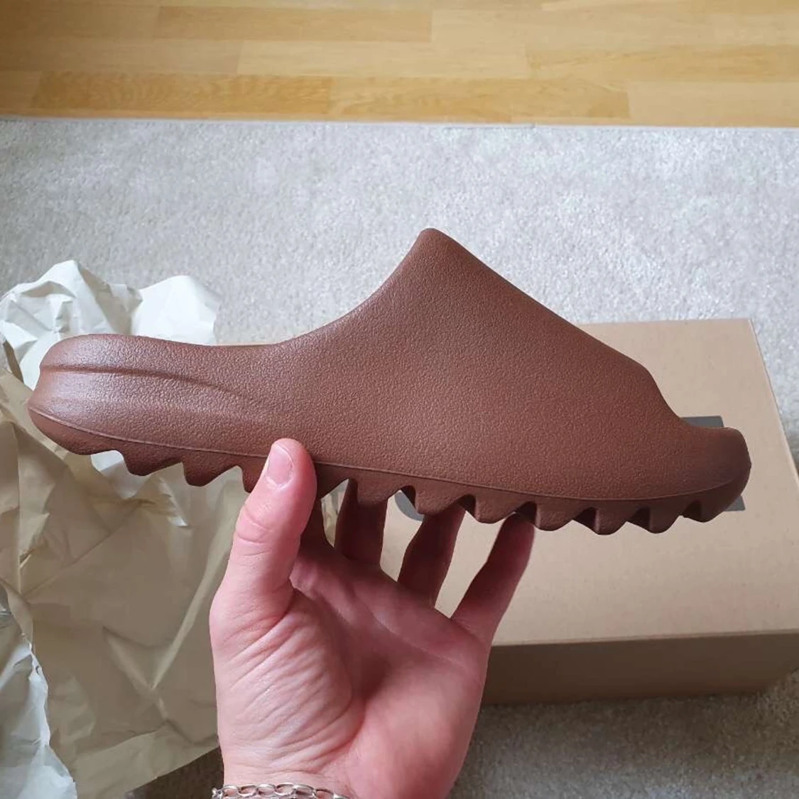 Yeezy slides flax  - 91