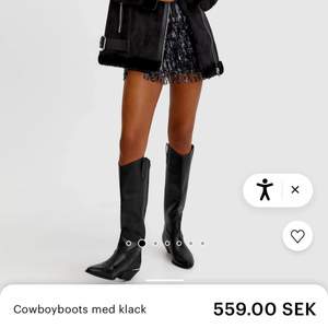 Helt oanvända Cowboyboots från pull and bear i storlek 38! 