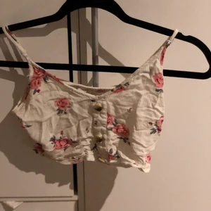 Söt blommig topp - Blommig topp i xs