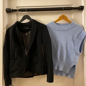Najs - Här har ni en svart kostym i från Stockholm LM i stl 34 o kostar 100kr. Den blåa västen är från Ginatricot i stl S och kostar 80kr