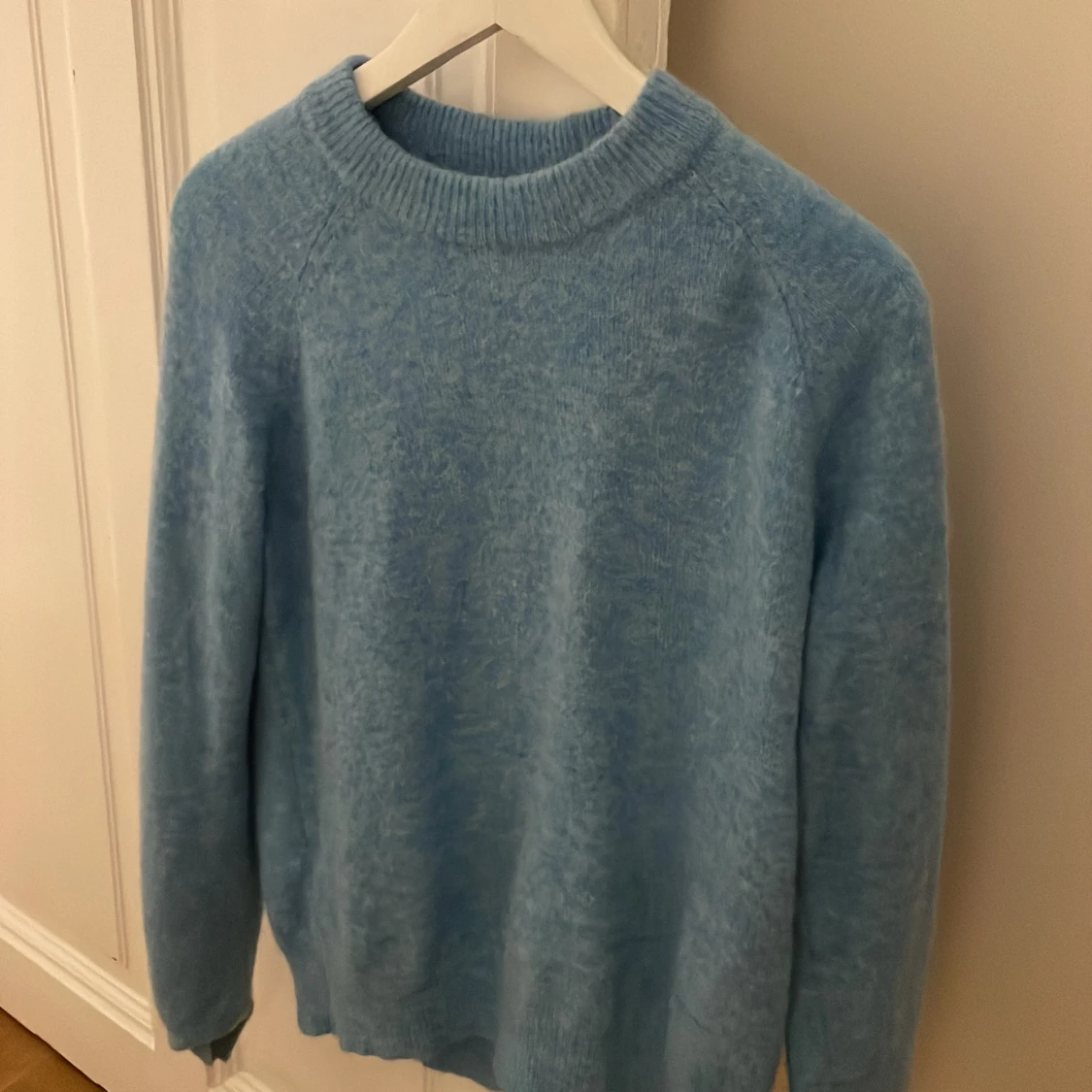 Blå stickad tröja från Zara - 90