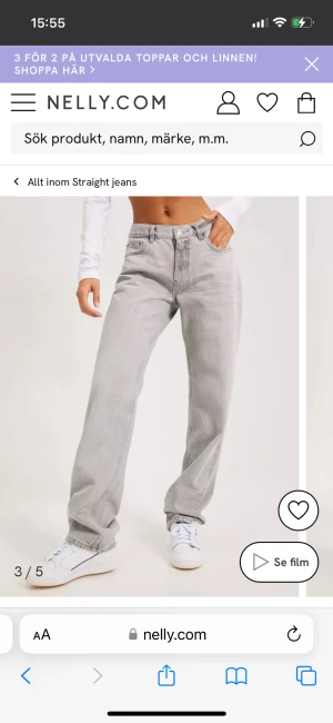 Low waist - Super super fina å populära jeans! Dock lite små för mig så säljer dom istället. Använda 1 gång❤️