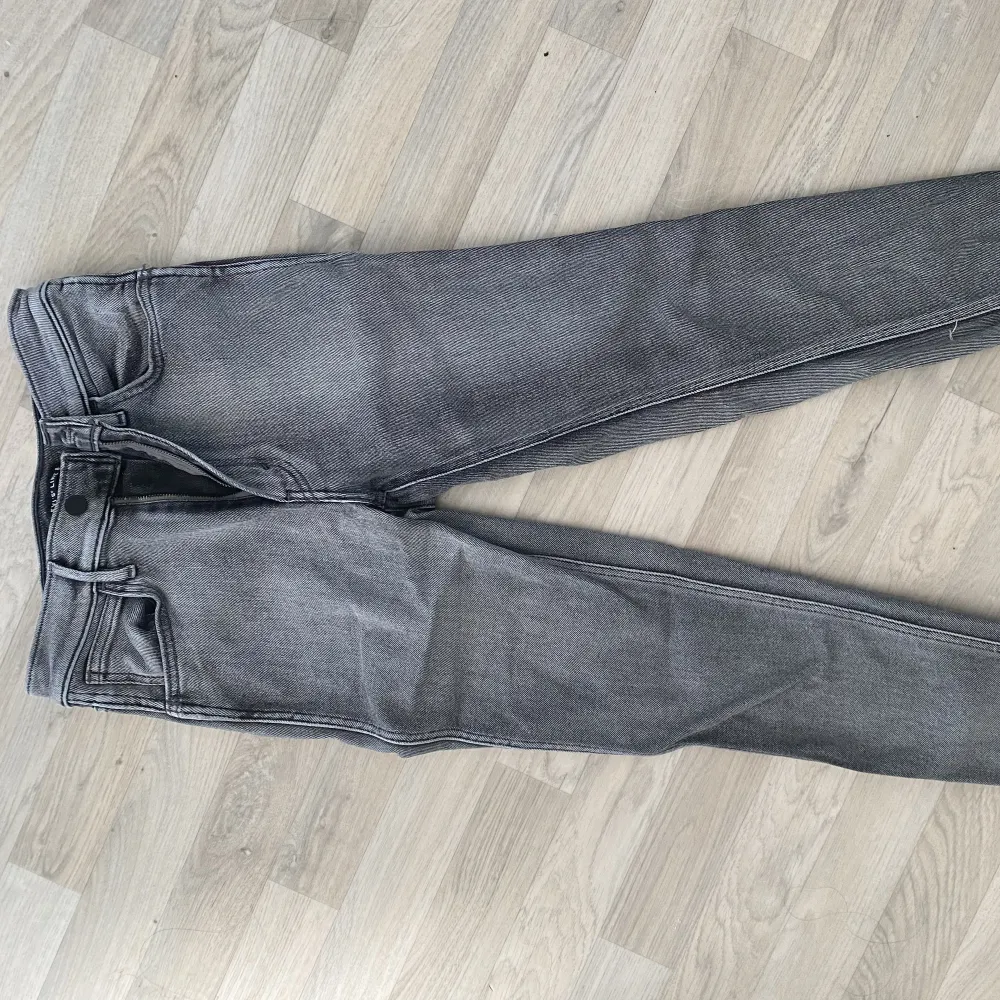 Levis jeans line 8 strl 27. Jeans & Byxor.