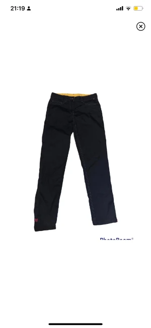 McDonald’s jeans - Jätte bra skick, inget slitet eller fläckigt. 100 cm i längd, 85 cm i midjan