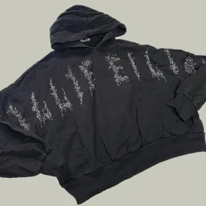 Hoodie - Ok skick🖤