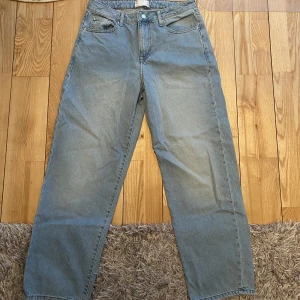 ASOS baggy jeans  - Baggy jeans från asos i strl 30x30, superfint skick. Knappast använda.