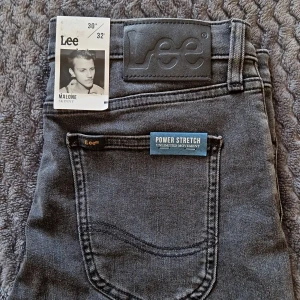 Lee Jeans 30/32 - Helt oanvända Lee jeans. Alla lappa kvar! Skinny W-30 L-32