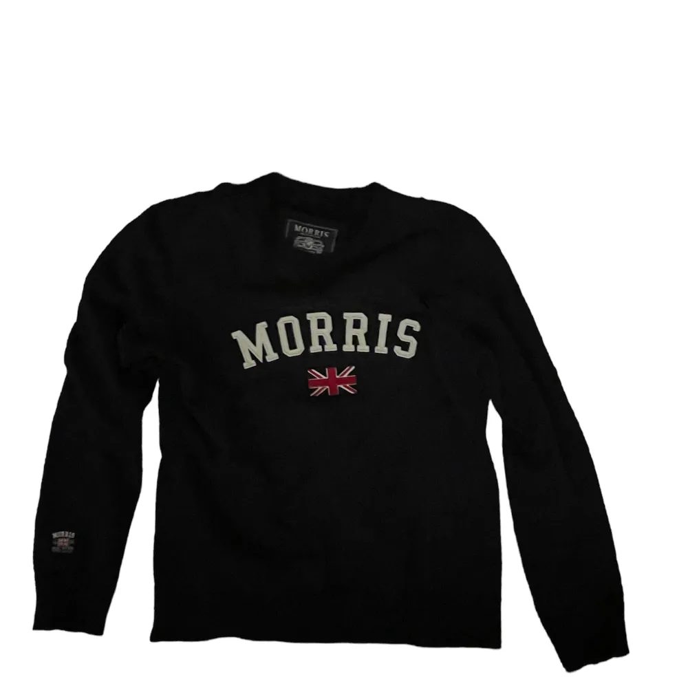 Mörkblåtröja från Morris som passar riktigt skönt😍. Tröjor & Koftor.