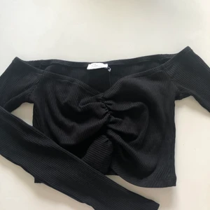 Off shoulder topp - En off shoulder top som aldrig kommit till användning 