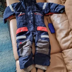 Bra för vintern och är i bra skick - Blå fin Overall 