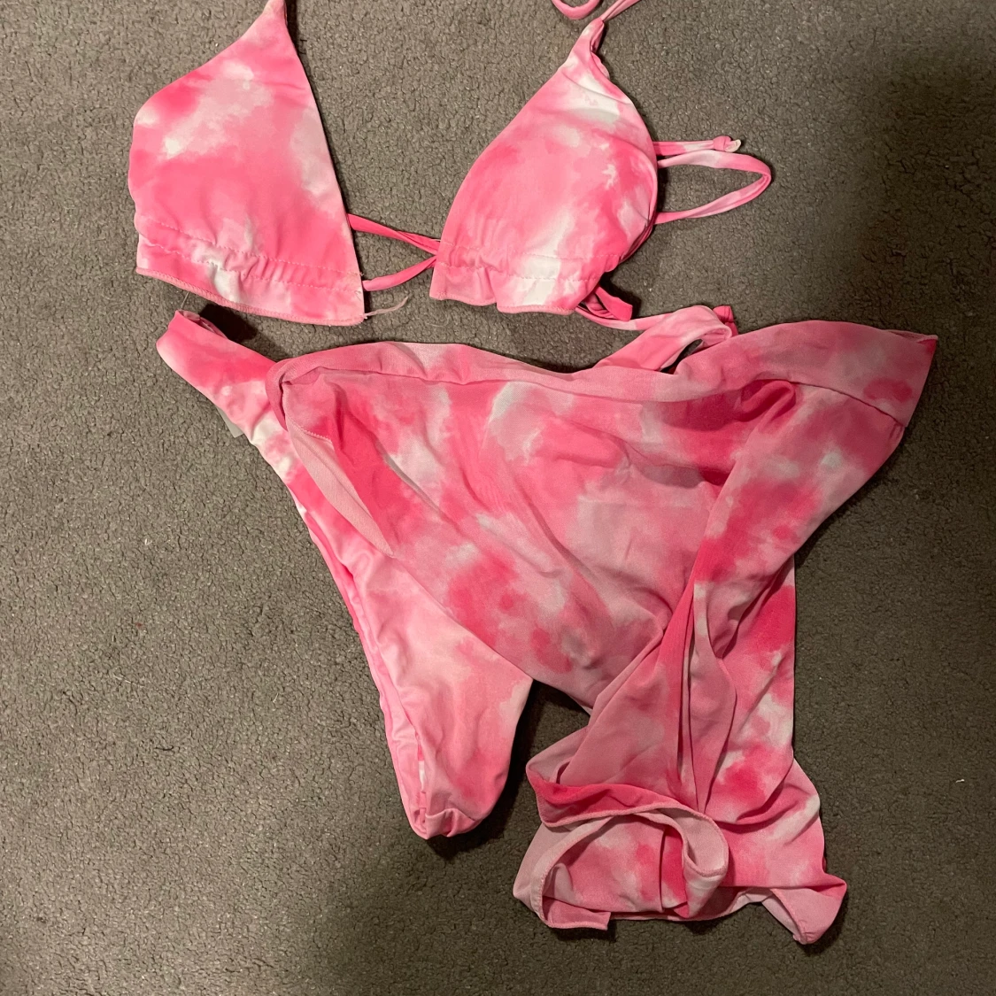 Bikini  med matchande kjol till - 90