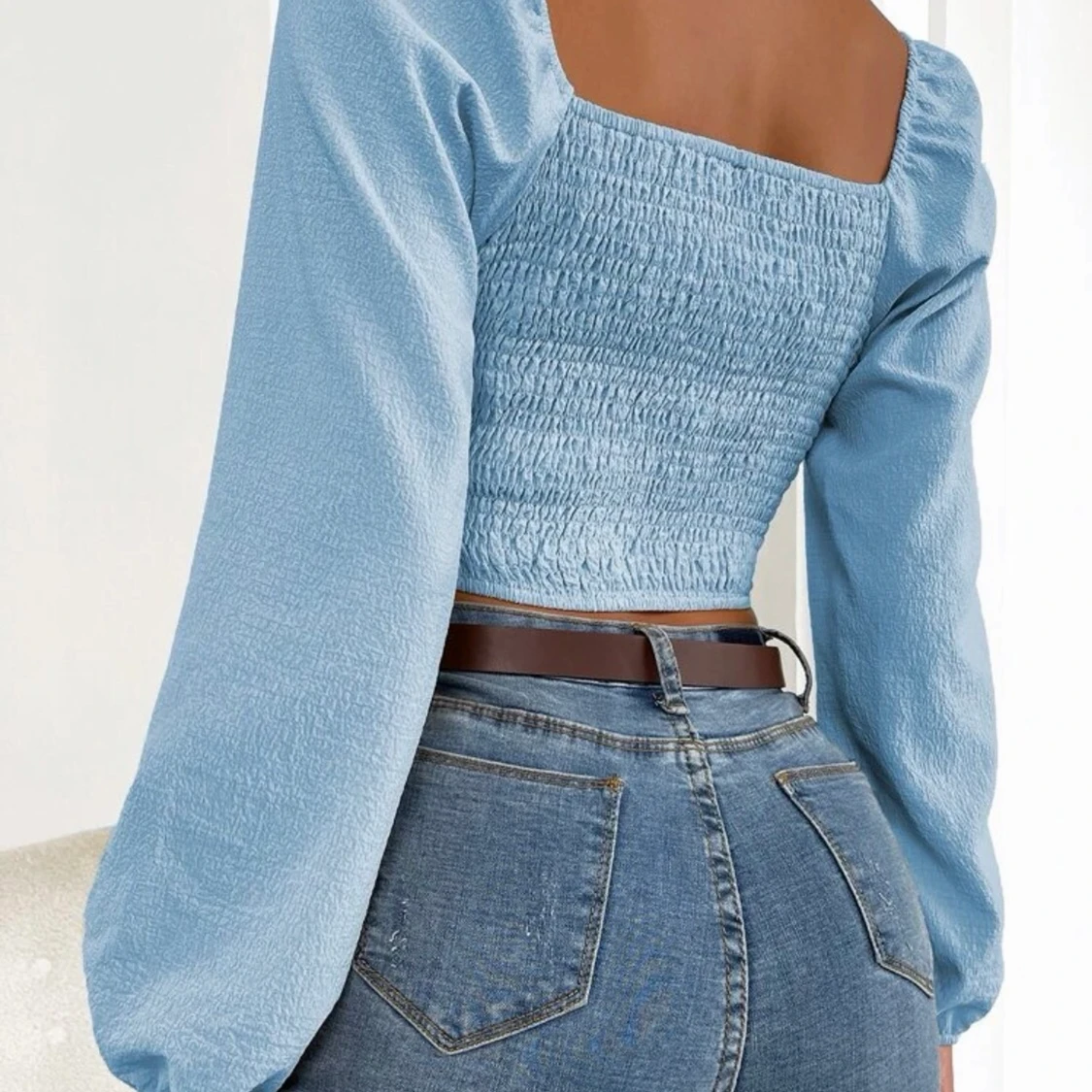 Blå v-ringad topp - 91