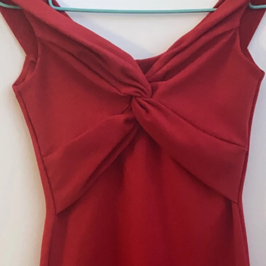 Röd kort klänning  - 91