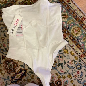 Body från asos - Aldrig använd, prislapp kvar