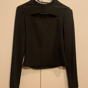 Tröja  - Tröja i nyskick 