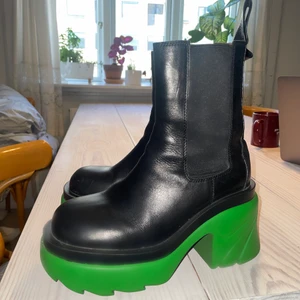 Bottega veneta boots - Bottega veneta boots! Superfina och bra skick, använda bara en säsong. Storlek 37. 