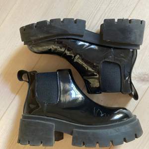 Chunky boots, black H&M