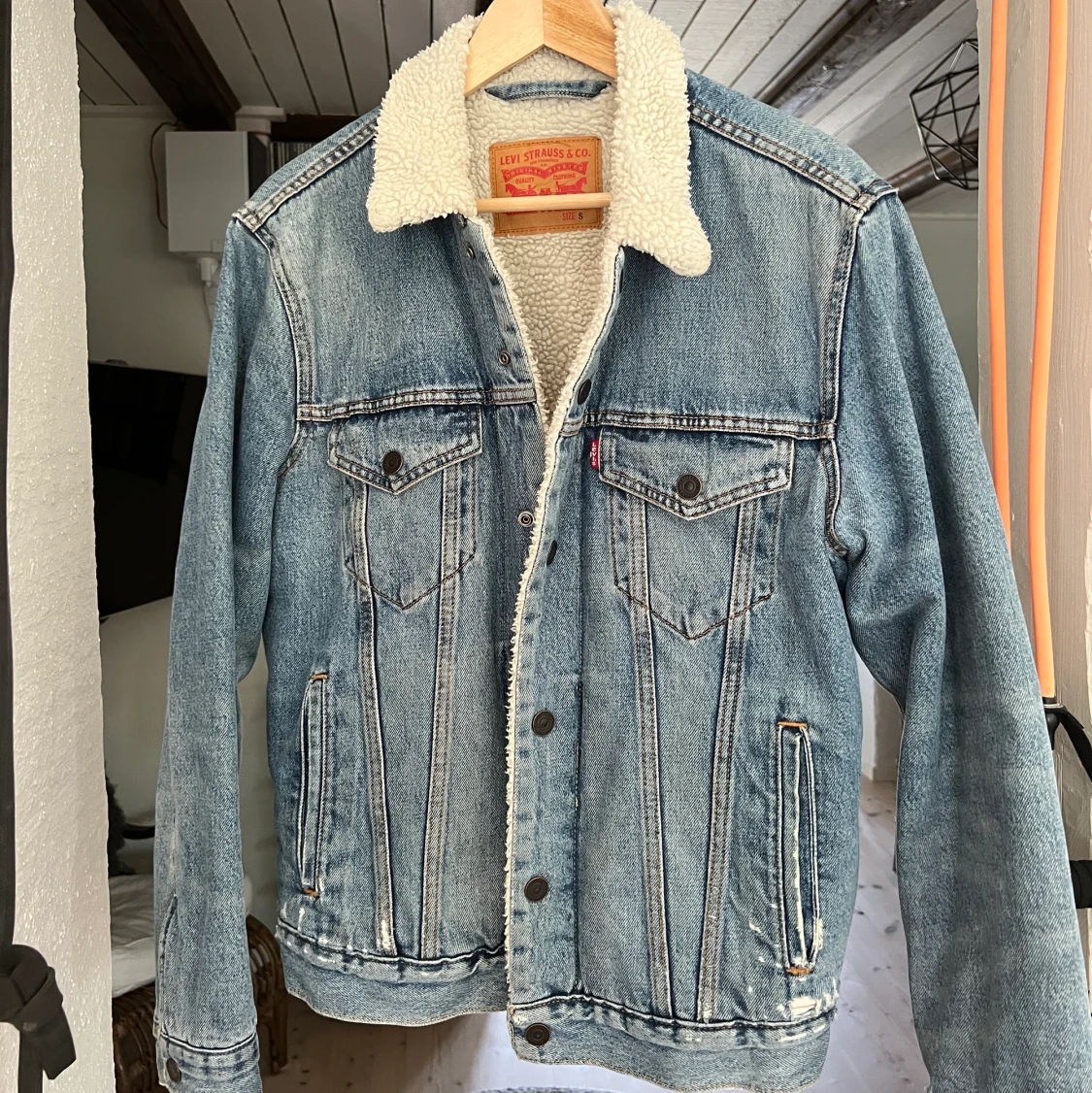 Levis jeansjacka, snyggt sliten