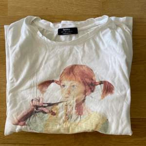 Pippi T-shirt från Bershka välanvänd. Stl. S. 20 kr plus frakt.