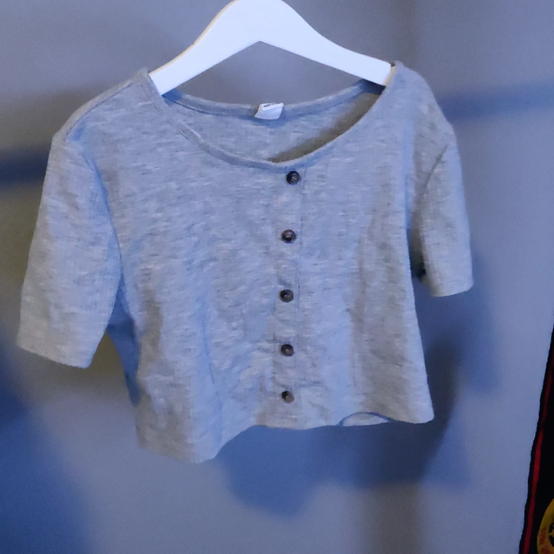 Två t-shirt toppar - 90