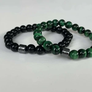 All Cap one armband - Sjukt snygga armband från All Cap One som är helt slutsålda. Helt nya och oanvända 